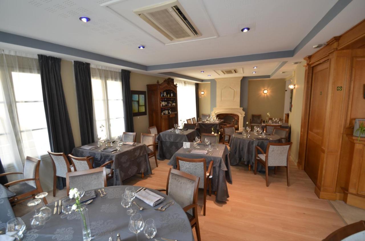 Logis Hotel Le Saint Georges Vivonne Ngoại thất bức ảnh